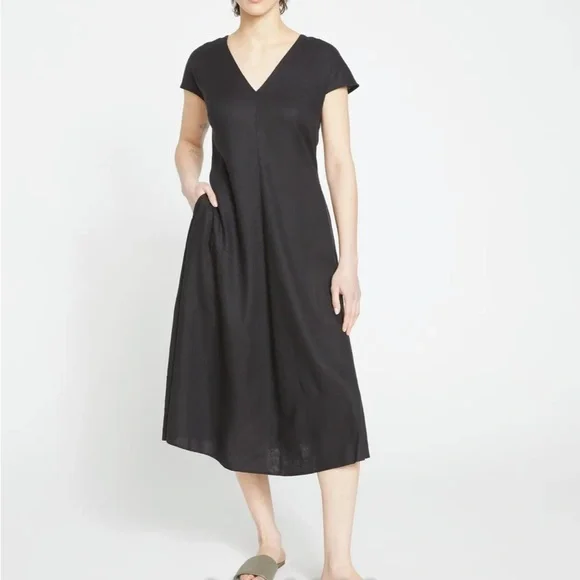Brand new xs (10-12 size) Linen Universal Standard dress - Picture 3 of 5